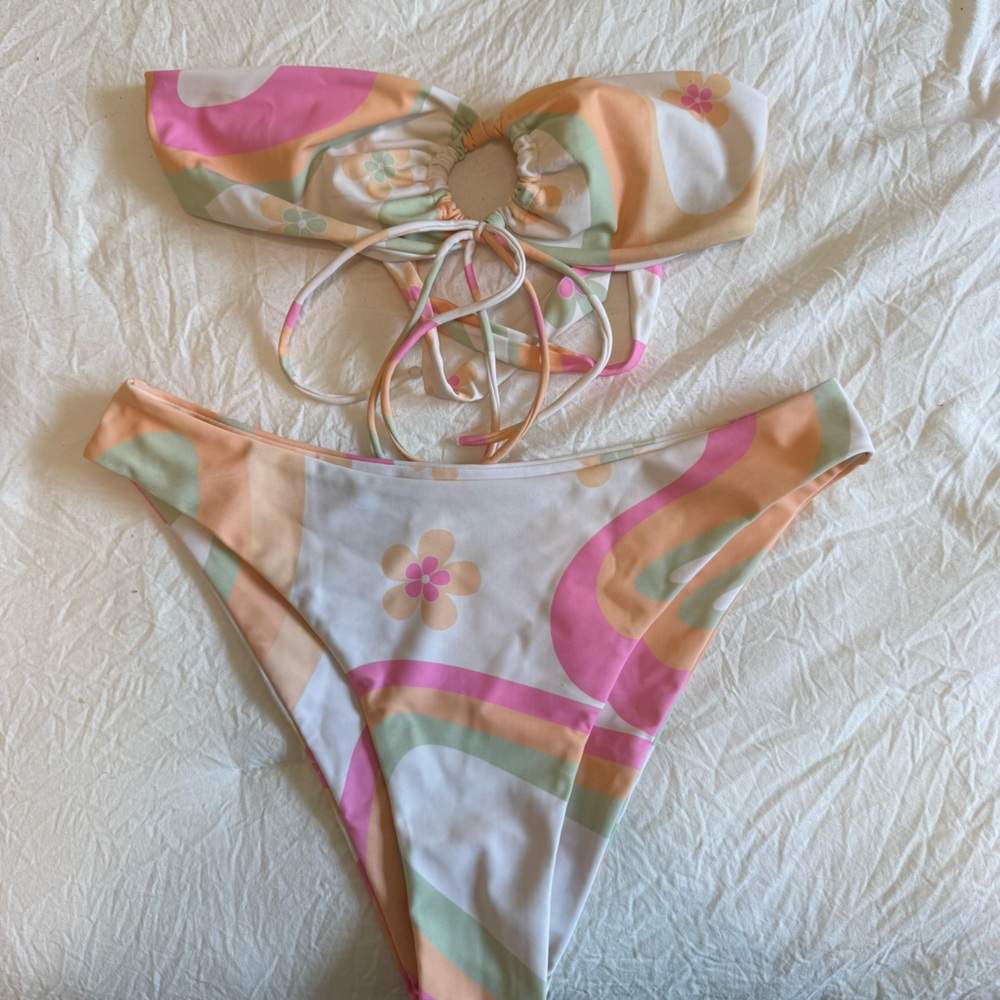 Aurelle bikini